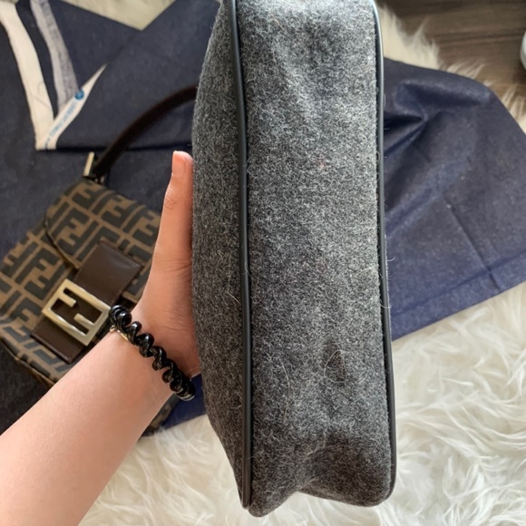 Vintage Prada woolen hobo - Picture 5 of 7